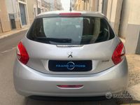 usata Peugeot 208 1.4 benzina/gpl