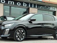 Usata Peugeot 208 Allure 101 CV (74 kW) 2025 Nero Utilitaria