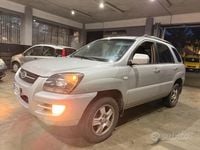Usata Kia Sportage Active 141 CV (103 kW) 2008 Grigio SUV