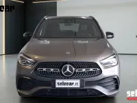 Usata Mercedes GLA200 Premium 150 CV (110 kW) 2022 Grigio metallizzato scuro SUV
