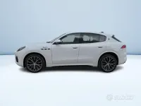 Usata Maserati Levante 330 CV (242 kW) 2023 Bianco SUV