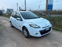 Usata Renault Clio GrandTour 75 CV (55 kW) 2010 Bianco Station wagon