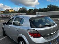 Usata Opel Astra Cosmo 101 CV (74 kW) 2005 Grigio Berlina