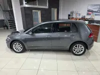 Używany VW Golf VII Business 116 KM (85 kW) 2018 Szary Sedan/Limuzyna