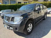 Usata Nissan Navara 171 CV (125 kW) 2006 Grigio Pick-up