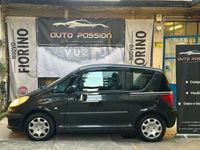 Usata Peugeot 1007 73 CV (53 kW) 2008 Grigio Monovolume