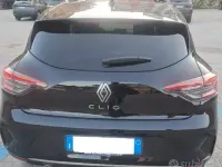 Usata Renault Clio V Techno 101 CV (74 kW) 2025 Nero Berlina