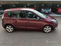 Usata Renault Scénic III XMOD 110 CV (80 kW) 2014 Rosso Monovolume