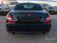 Usata Mercedes SLK280 231 CV (169 kW) 2007 Nero Cabrio