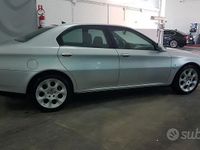 Usata Alfa Romeo 166 190 CV (139 kW) 1999 Grigio Berlina