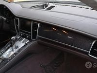 Usata Porsche Panamera Turbo 500 CV (367 kW) 2010 Grigio Berlina