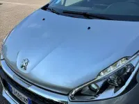 Usata Peugeot 208 Allure 82 CV (60 kW) 2017 Argento Utilitaria