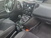 Usata Lancia Ypsilon 95 CV (69 kW) 2011 Grigio Utilitaria