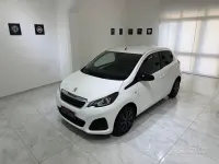 Usata Peugeot 108 Active 72 CV (52 kW) 2021 Bianco Utilitaria