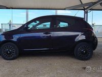 Usata Lancia Ypsilon 69 CV (50 kW) 2015 Rosso Utilitaria