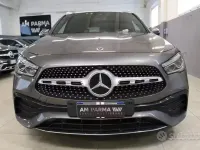 Usata Mercedes GLA180 Premium 116 CV (85 kW) 2023 Grey metallic SUV