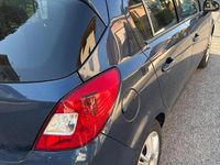 Usata Opel Corsa 85 CV (62 kW) 2012 Blu Utilitaria