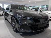 Usata BMW 520 M Sport 197 CV (144 kW) 2025 Bianco metallizzato Station wagon