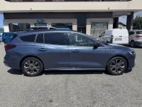 Usata Ford Focus ST-Line X 125 CV (91 kW) 2022 Blue metallic Station wagon