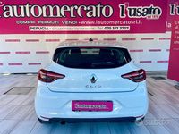 Używany Renault Clio V Business 101 KM (74 kW) 2020 Biały Sedan/Limuzyna