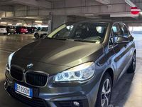 Usata BMW 218 Luxury Line 136 CV (100 kW) 2015 Grigio Station wagon
