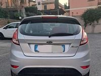 Usata Ford Fiesta Titanium 60 CV (44 kW) 2015 Argento Berlina