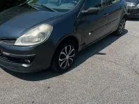 Usata Renault Clio II 75 CV (55 kW) 2005 Berlina
