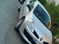 Usata Renault Clio II 86 CV (63 kW) 2007 Argento Berlina