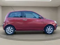 Usata Lancia Ypsilon 69 CV (50 kW) 2004 Rosso Utilitaria