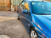 Usata Alfa Romeo 146 103 CV (75 kW) 1999 Blu Utilitaria