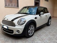 Usata Mini Cooper D 112 CV (82 kW) 2010 Utilitaria