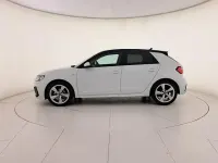 Usata Audi A1 Sportback S-Line 95 CV (69 kW) 2025 Bianco ghiacciaio metallizzato Utilitaria