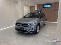 Usata VW T-Roc Life 116 CV (85 kW) 2024 Grigio SUV