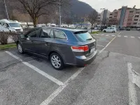 Usata Toyota Avensis 150 CV (110 kW) 2009 Grigio Station wagon