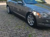 Usata Jaguar XF 240 CV (176 kW) 2011 Marrone Berlina