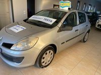 Usata Renault Clio II 75 CV (55 kW) 2008 Argento Berlina
