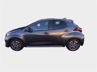 Usata Toyota Yaris Hybrid Lounge 92 CV (67 kW) 2022 Nero Berlina