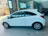 Usata Opel Corsa Edition 86 CV (63 kW) 2012 Bianco Utilitaria