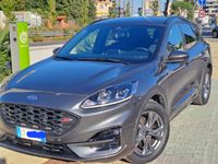 Usata Ford Kuga 190 CV (139 kW) 2024 Grigio SUV