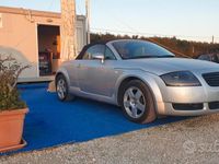 Usata Audi TT Roadster 179 CV (131 kW) 2000 Grigio Cabrio