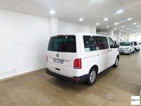 Usata VW Caravelle Trendline 110 CV (80 kW) 2022 Bianco Monovolume