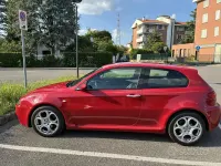 Usata Alfa Romeo 147 GTA 250 CV (183 kW) 2003 Rosso Utilitaria