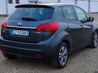 Usata Kia Venga LX 77 CV (56 kW) 2010 Grigio Utilitaria