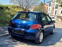 Usata Peugeot 307 109 CV (80 kW) 2005 Blu Berlina