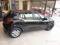 Usata Dacia Sandero Expression 101 CV (74 kW) 2022 Nero Berlina