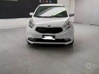 Usata Kia Venga Active 90 CV (66 kW) 2016 Bianco Utilitaria