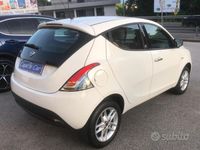 Usata Lancia Ypsilon Silver 85 CV (62 kW) 2014 Bianco Utilitaria