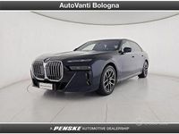 Usata BMW 740 M Sport 299 CV (219 kW) 2024 Blu/azzurro Berlina