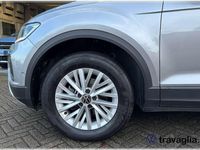 Usata VW T-Roc Life 150 CV (110 kW) 2023 Pyrit silver met / tetto nero SUV