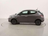 Usata Lancia Ypsilon Silver 69 CV (50 kW) 2023 Grigio Utilitaria